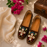Freeplay Embroidered & Embellished Ethnic Mojaris
